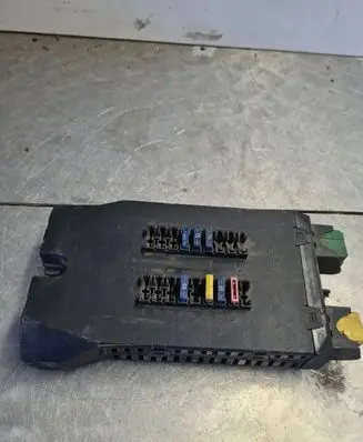 Mercedes-Benz Vito Viano W638 Fuse box set 0005400650 08501002
