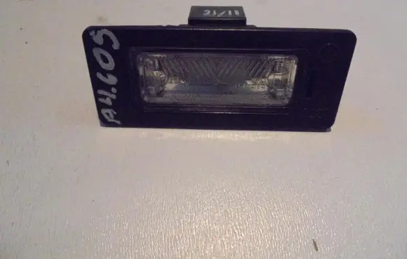 Audi A5 8T 8F Number plate light 8t0943021