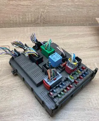 Peugeot 807 BSM Control unit 9651938280