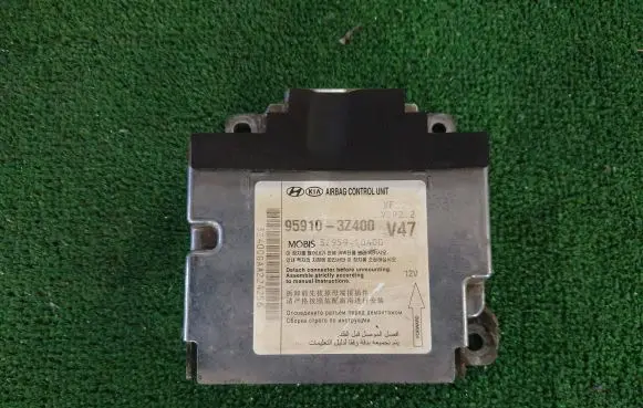 Hyundai i40 Airbag control unit/module 959103Z400