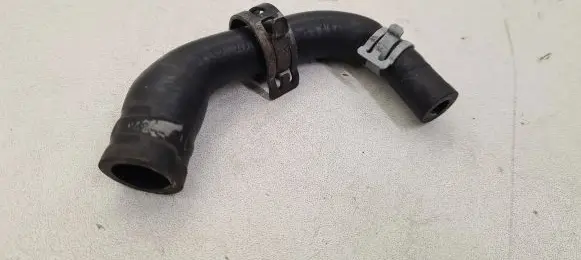 Mercedes-Benz S W221 Engine coolant pipe/hose