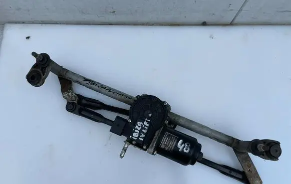 Seat Ibiza IV (6J,6P) Front wiper linkage and motor 6R1955113A