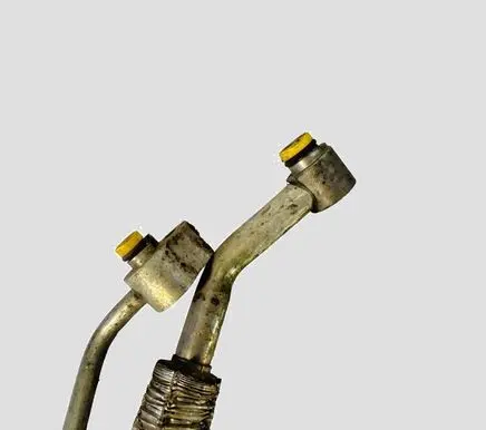 Volkswagen PASSAT B6 Air conditioning (A/C) pipe/hose