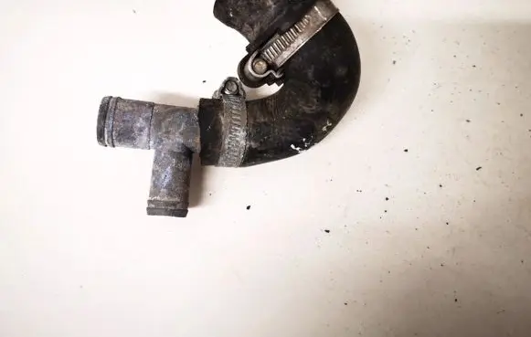 BMW 7 E38 Engine coolant pipe/hose