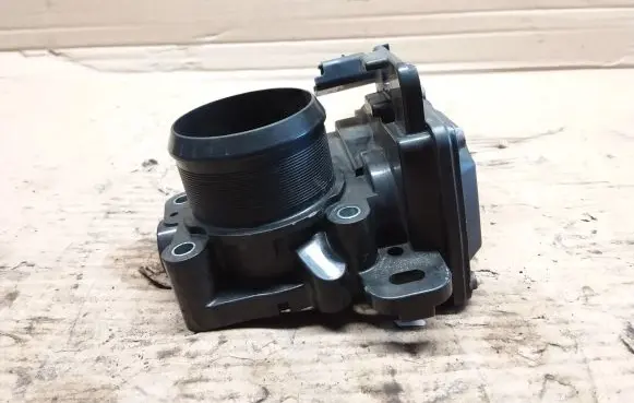 Ford Focus Throttle valve 9806625280