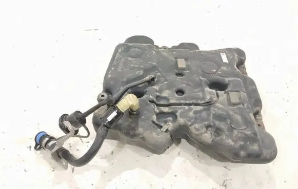 Mercedes-Benz S W222 AdBlue liquid reservoir 2224706801 A2224706801