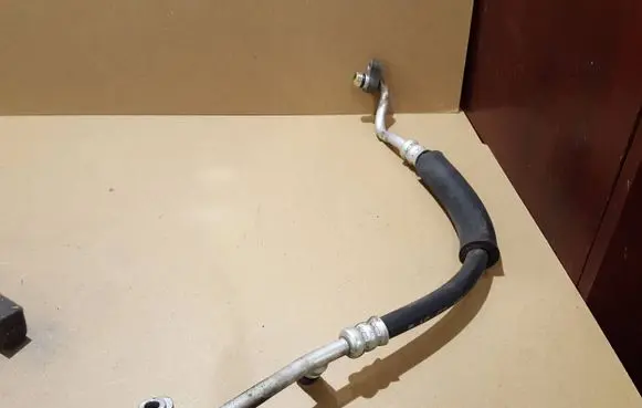 Subaru Forester SJ Air conditioning (A/C) pipe/hose