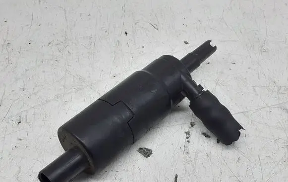 Audi Q7 4L Windscreen/windshield washer pump 3B0955681