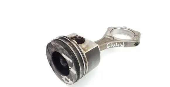 Subaru Forester SH Piston with connecting rod