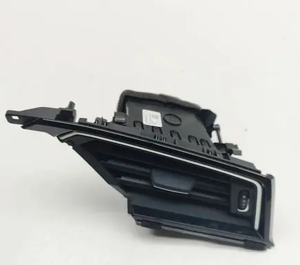 Audi e-tron Dashboard air vent grill cover trim 4KR820902