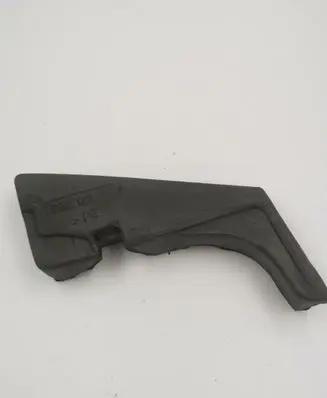 Porsche Macan (95B) Radiator mount bracket 95B129146A