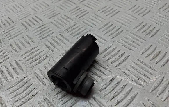 Toyota Auris 150 Windscreen/windshield washer pump 8533002040 061230A