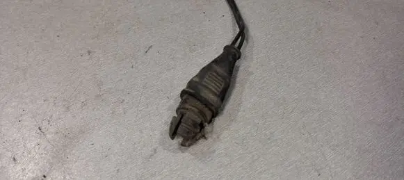 Volkswagen PASSAT B5 Outside/exterior temperature sensor 8D0820535