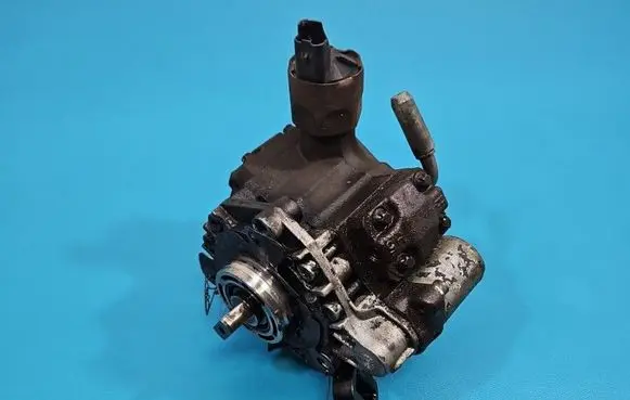 Volvo V50 Fuel injection high pressure pump 9658193780 IMPRK1555246