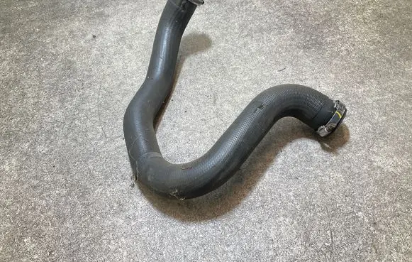 Opel Grandland X Intercooler hose/pipe 9820100780