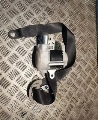 Lexus IS 220D-250-350 Front seatbelt