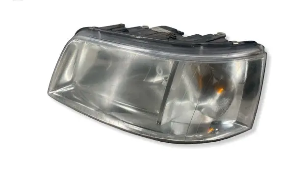 Volkswagen Transporter - Caravelle T5 Headlight/headlamp 20A468