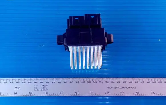 Ford Focus Heater blower motor/fan resistor G3GH19E624AA 190625 S076897010