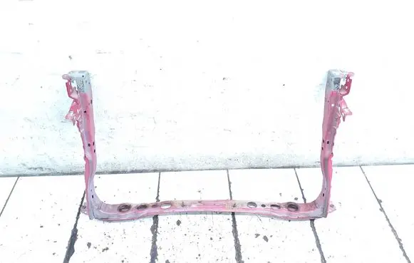 Toyota Prius (XW30) Bottom radiator support slam panel 