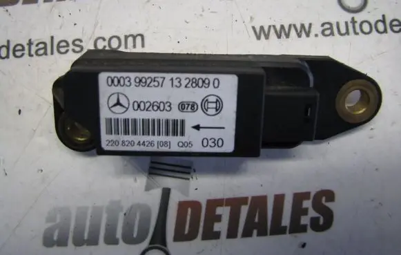 Mercedes-Benz S W220 Airbag deployment crash/impact sensor A2208204426