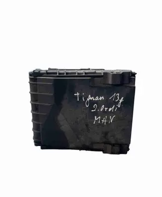 Volkswagen Tiguan Fuse box set 3C0937125A
