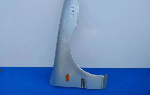 Mazda 626 Fender GE4T52111B