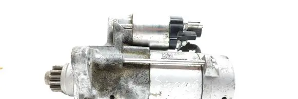 Volkswagen Golf VII Starter motor 02E911024J 4380000251