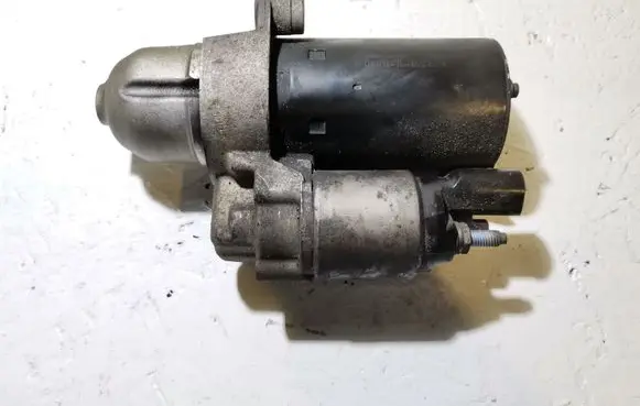 Audi A4 S4 B7 8E 8H Starter motor 0001108405