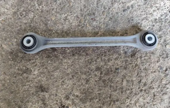 Porsche Panamera (970) Rear control arm 97033104300