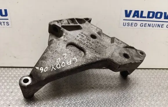 Volkswagen Caddy Engine mounting bracket 03G199207F V200KTS9