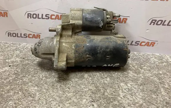BMW 5 E39 Starter motor 000108157 1740374
