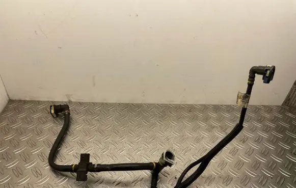 Ford Fusion II Fuel line/pipe/hose 9U5A9C052BC