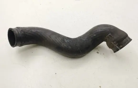 Audi A4 S4 B6 8E 8H Intercooler hose/pipe