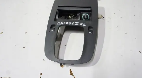 Car ashtray
