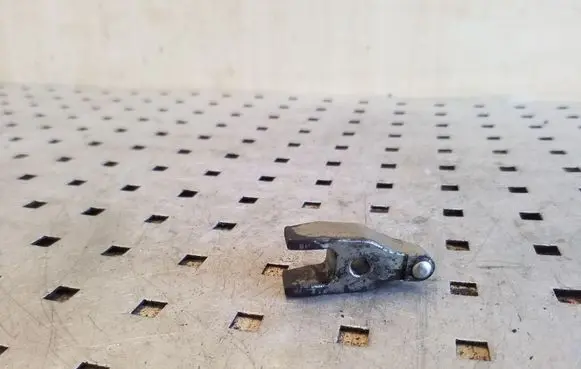 Honda CR-V Fuel Injector clamp holder