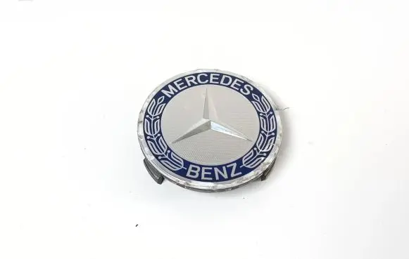 Manufacturer badge logo/emblem