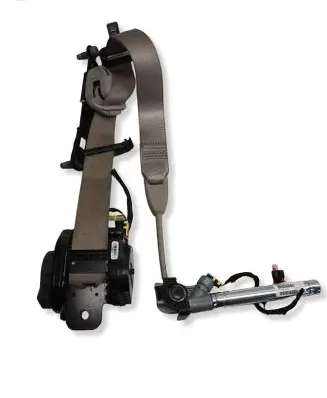 Chrysler Pacifica Front seatbelt P5LA371D2AE P118004ACM