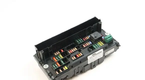 BMW X3 F25 Fuse module 9210863 01078330
