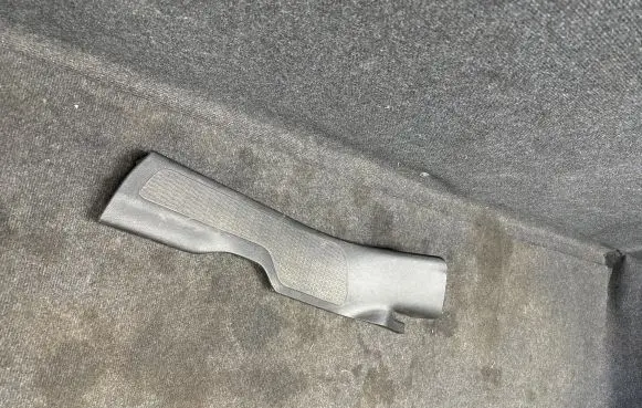 Jeep Grand Cherokee WL Rear sill trim cover 6XP38TX7AE N8819475 4131910