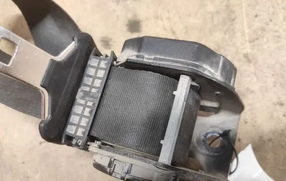 Citroen C5 Rear seatbelt 33052806 96325577XX