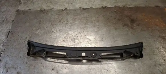 BMW X1 E84 Wiper trim 2990023