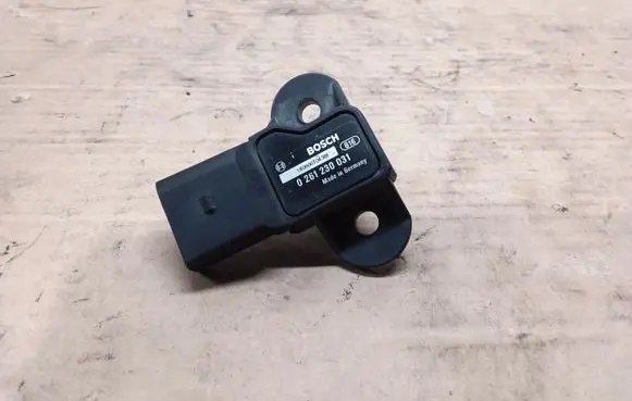 Skoda Octavia Mk2 (1Z) Air pressure sensor 0261230031