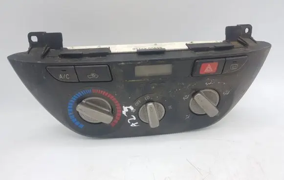 Toyota RAV 4 (XA20) Climate control unit 5590042150