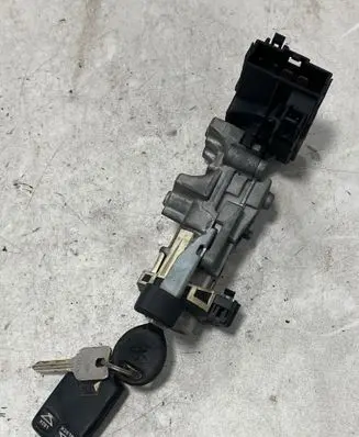 Chrysler Voyager Ignition lock 4671324 23199