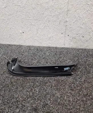 Volkswagen Touareg III Tailgate/trunk side cover trim 760867603A