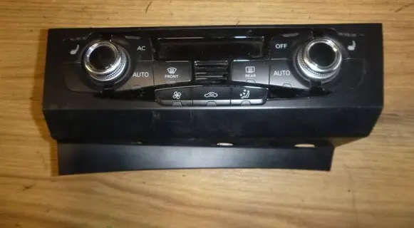 Audi A5 Sportback 8TA Climate control unit 8K1820043N A2C53428440