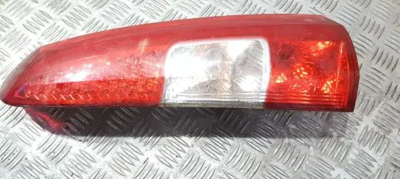 Volvo V70 Rear/tail lights
