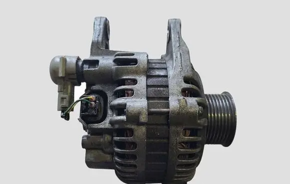 Mazda 6 Generator/alternator 5618324E