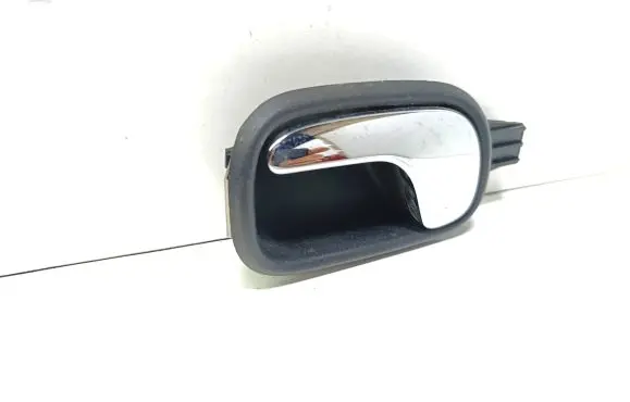 Audi A4 S4 B5 8D Rear door interior handle 8D0839019