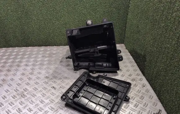 Renault Master III Fuse box set 243128538R 243830001R